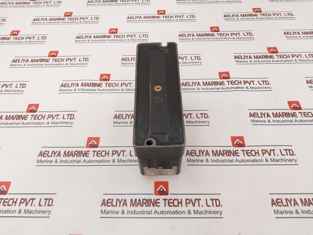 R.Stahl 8562/52-2010-100 Circuit Breaker Nb0158