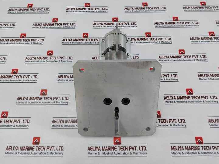 R2c1 Pba061101977
