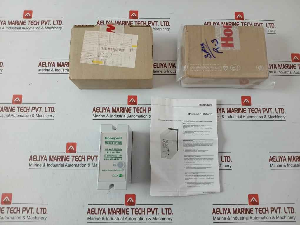 R4343 D1009 Flame Detector Relay 110V/50-60Hz Honeywell