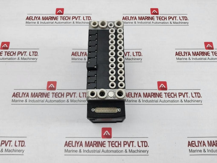 R 480 702 755 Rexroth Directional Control Valve Block Assembly 8Bar