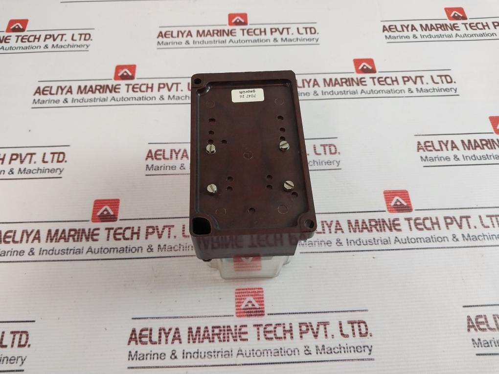 R 834 T.09 Overcurrent Protection Relay 3-6A 440V