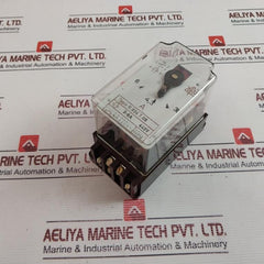 R 834 T.09 Overcurrent Protection Relay 3-6A 440V