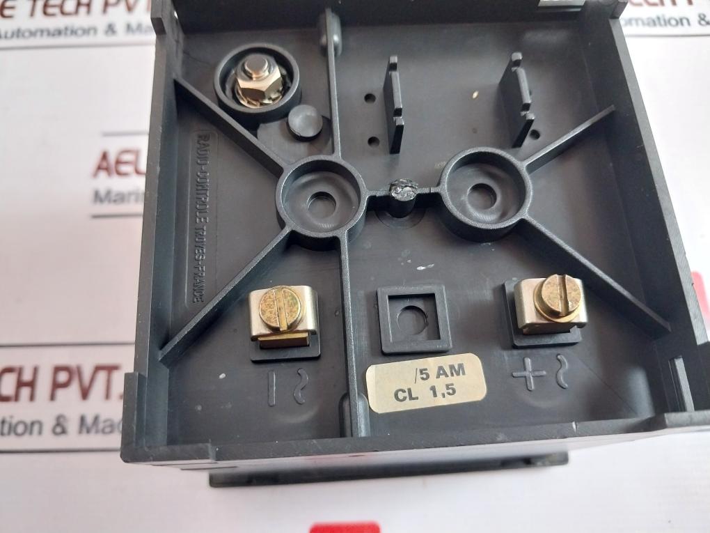 Radio Controle 400/5A Current Transformer 0-400/1200 A, 50-60 Hz