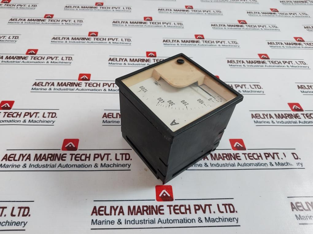 Radio Controle 400/5A Current Transformer 0-400/1200 A, 50-60 Hz