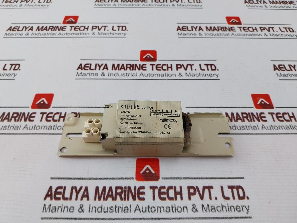 Radium L36.109 Copper Lamp 220V 50Hz 1X36/40W Tw 130 Vde0712