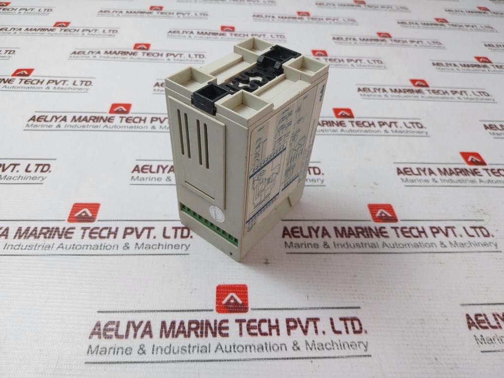 Radix Si3P 3-port Signal Isolator