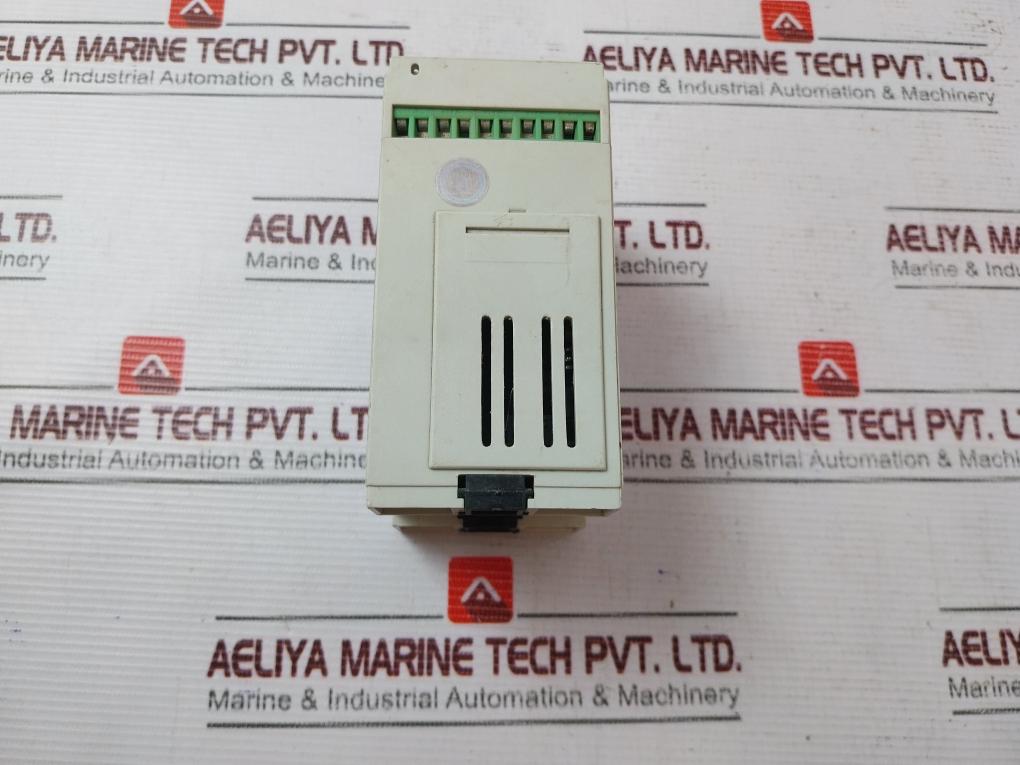 Radix Si3P 3-port Signal Isolator