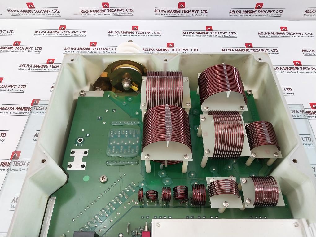 Raytheon At 2000 Pcb Antenna Tuning Unit B39000-00-01-0