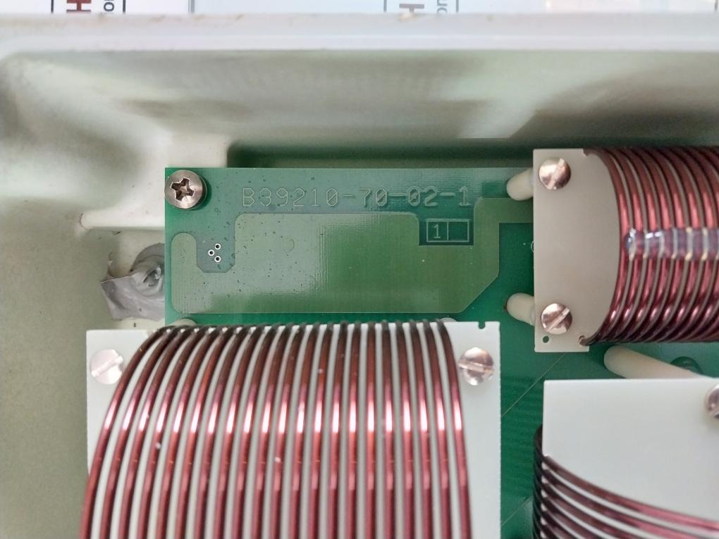 Raytheon At 2000 Pcb Antenna Tuning Unit B39000-00-01-0