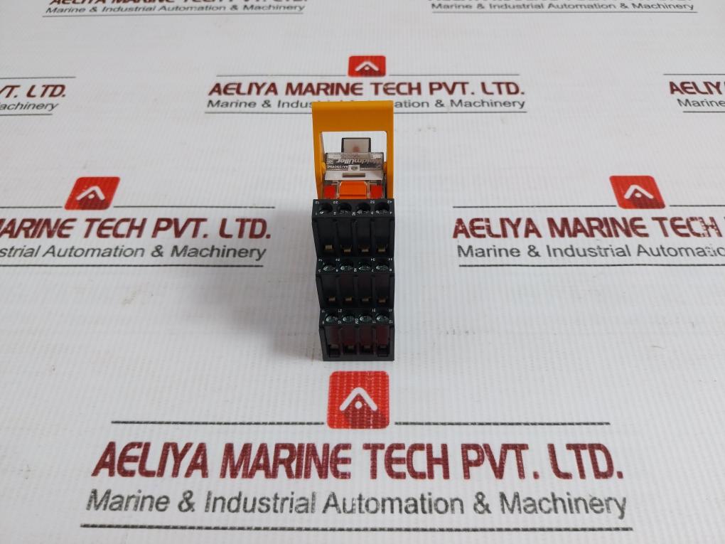 Rcm 570730 Power Relay With Socket Base 250 Vac 6A Weidmuller