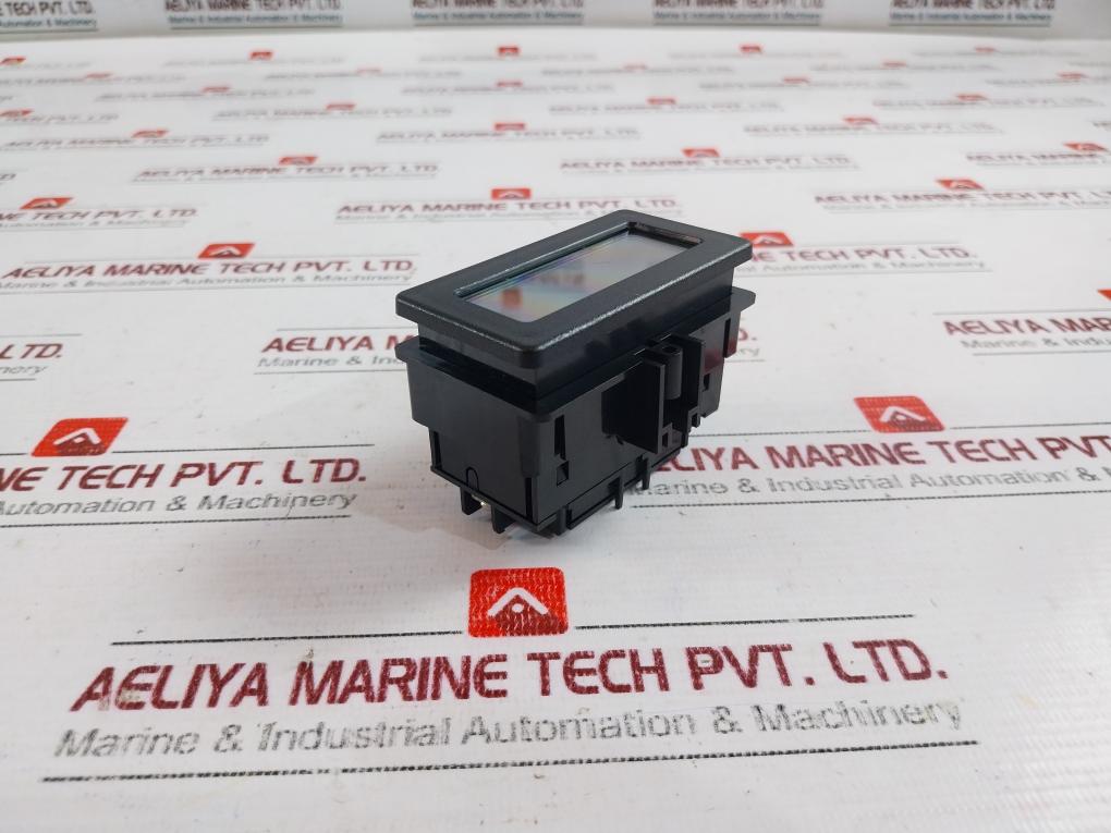 Red Lion Controls Cub4v Digital Voltmeter Lcd 199.9mv-199.9vdc