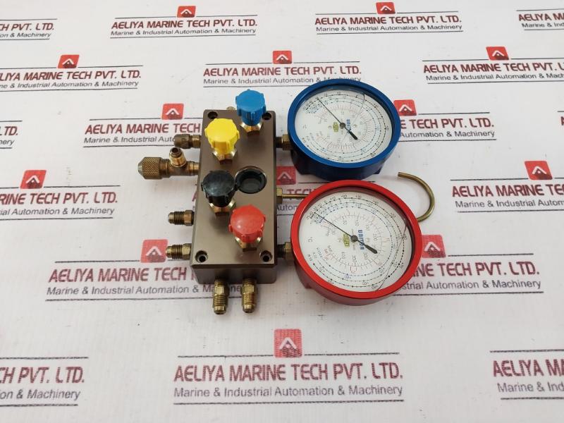 Refco 4-way Electronic Manifold Case -1 To +30 Bar