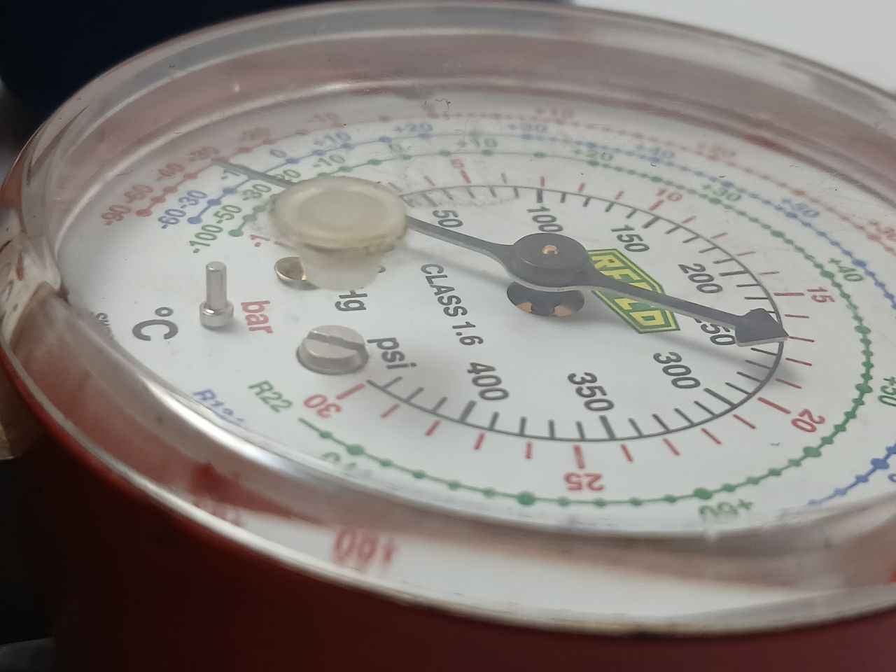 Refco Refrigeration Service Manifold With Charging Hose Set 30 Bar/430 Psi