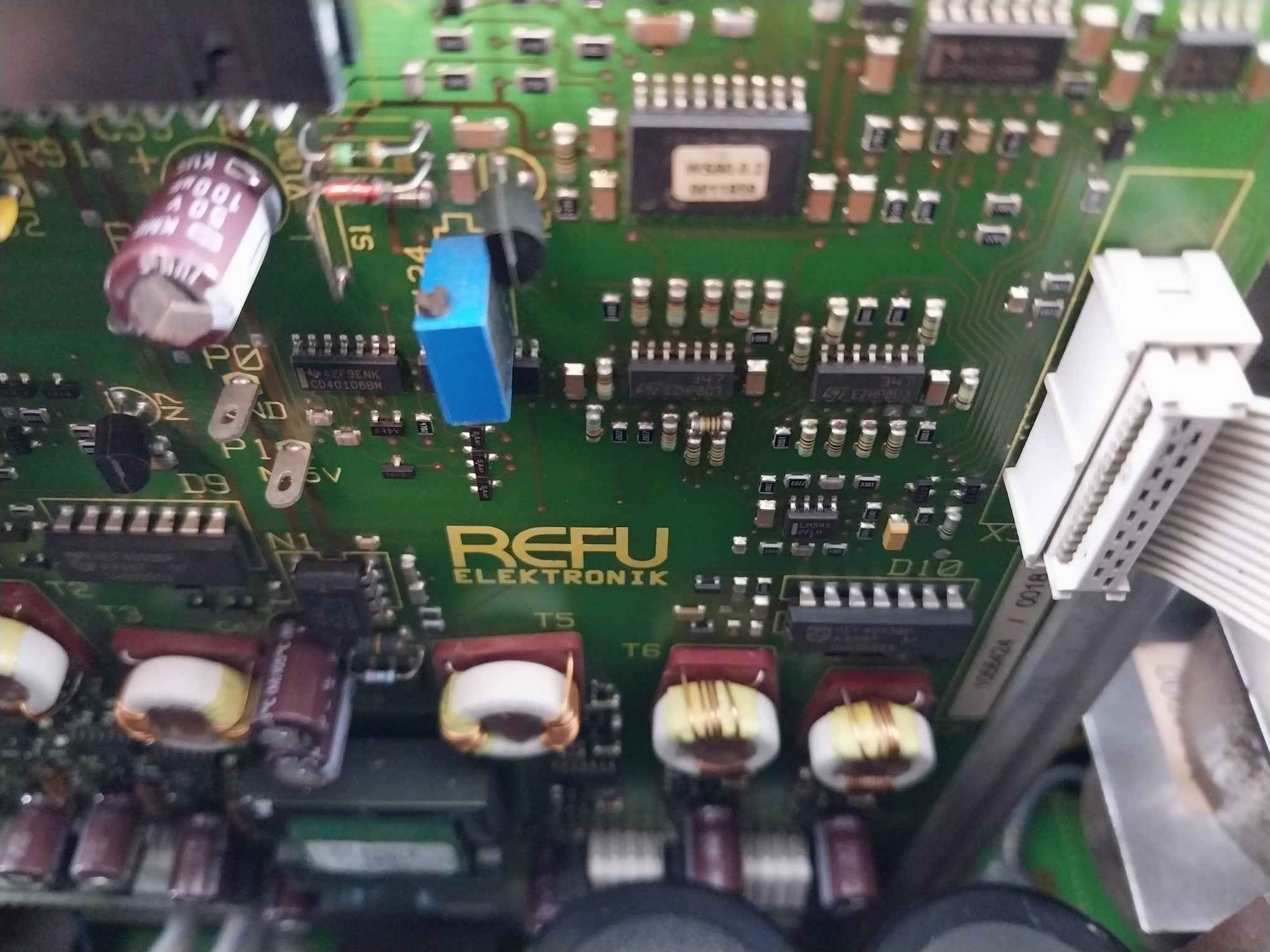 Refu 402/30-1Ga20 Power Conversion Module Rev: C 360V 39A 3Ac 0-350V 0-500Hz