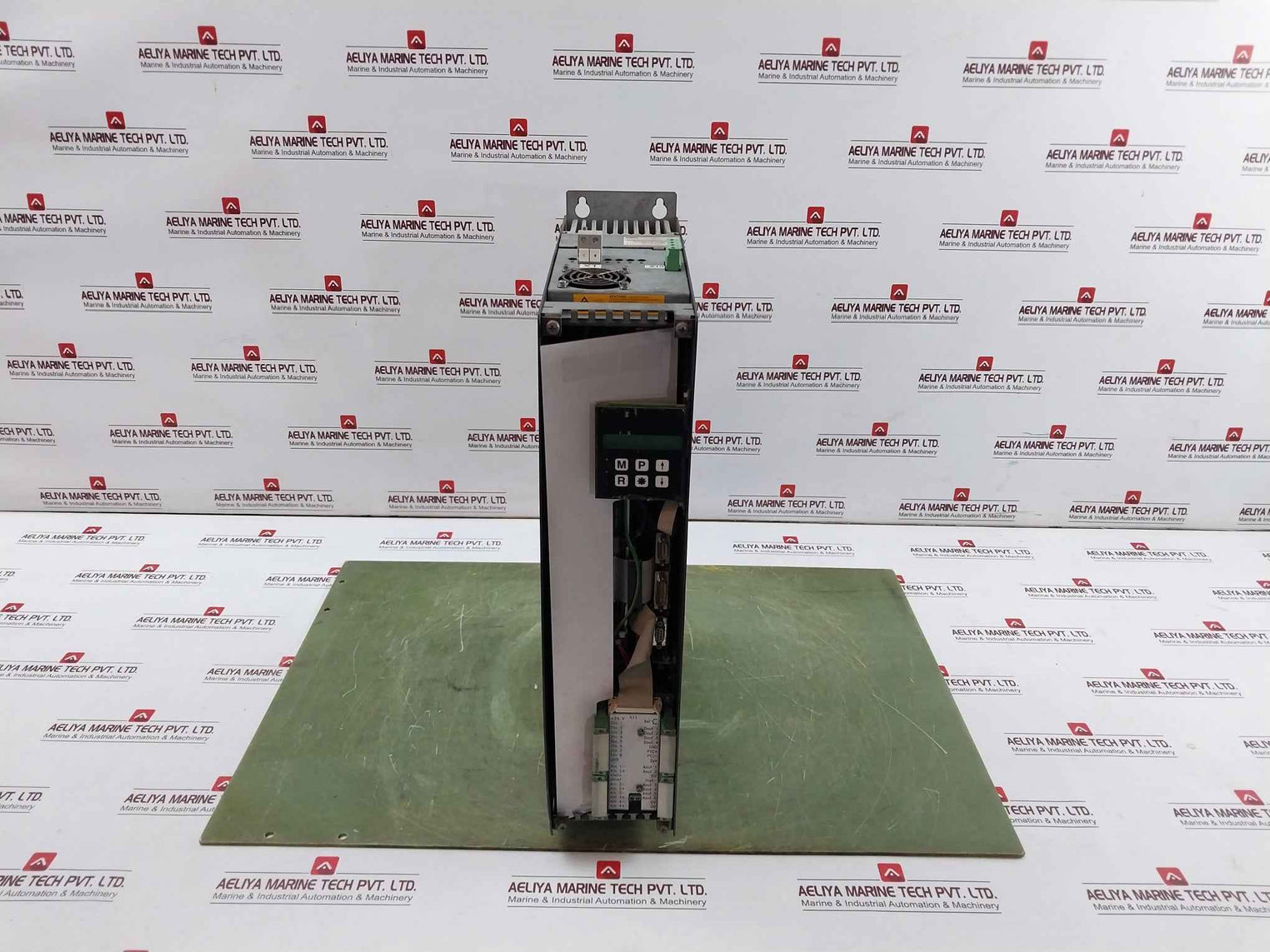 Refu 402/30-1Ga20 Power Conversion Module Rev: C 360V 39A 3Ac 0-350V 0-500Hz