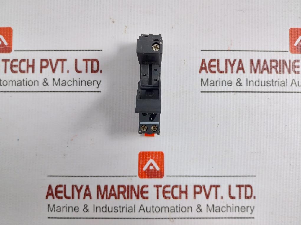 Relay-With-Socket-By-Schneider-Electric-Rsze1s35m-12a-250vac-11