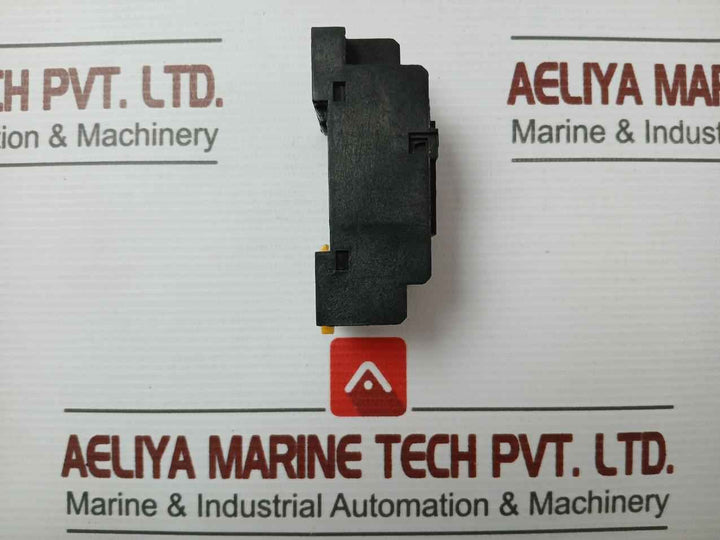 Relay Base Socket Brand Omron Part No: Pyf14A