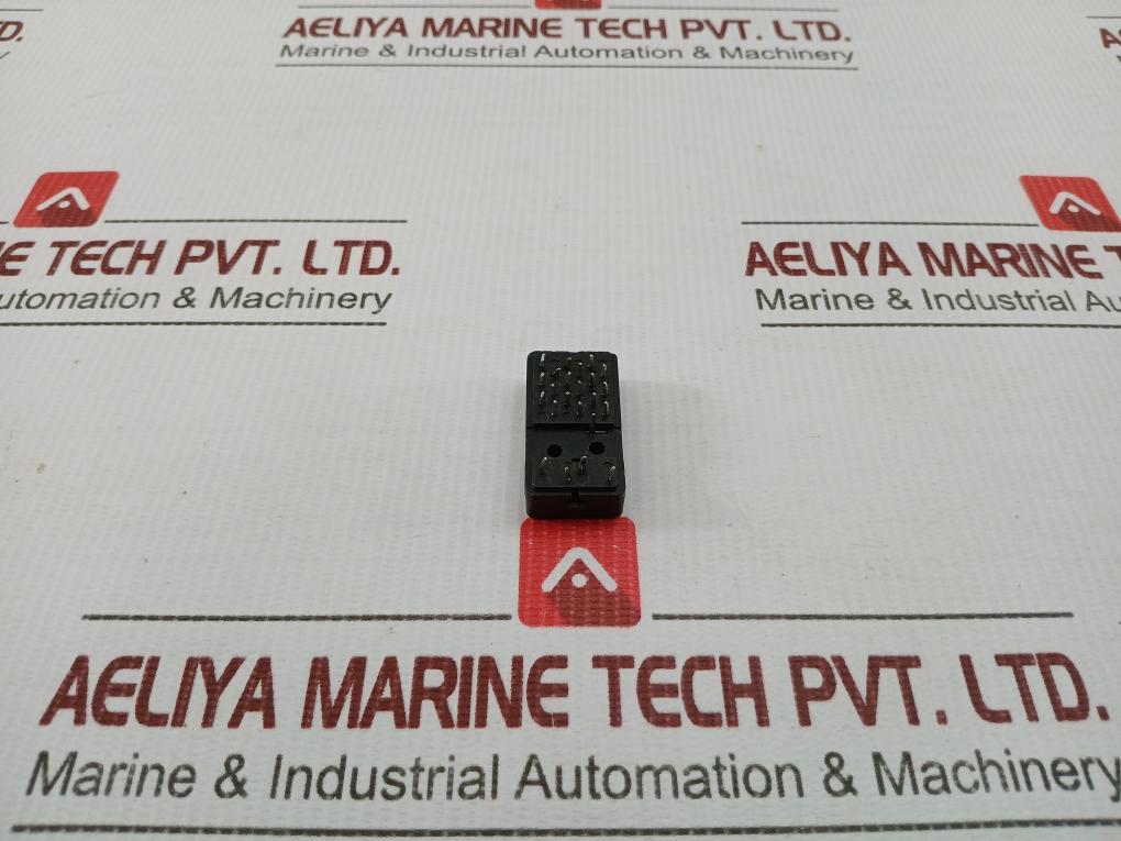 Relay Socket 280-616 Farnell Components