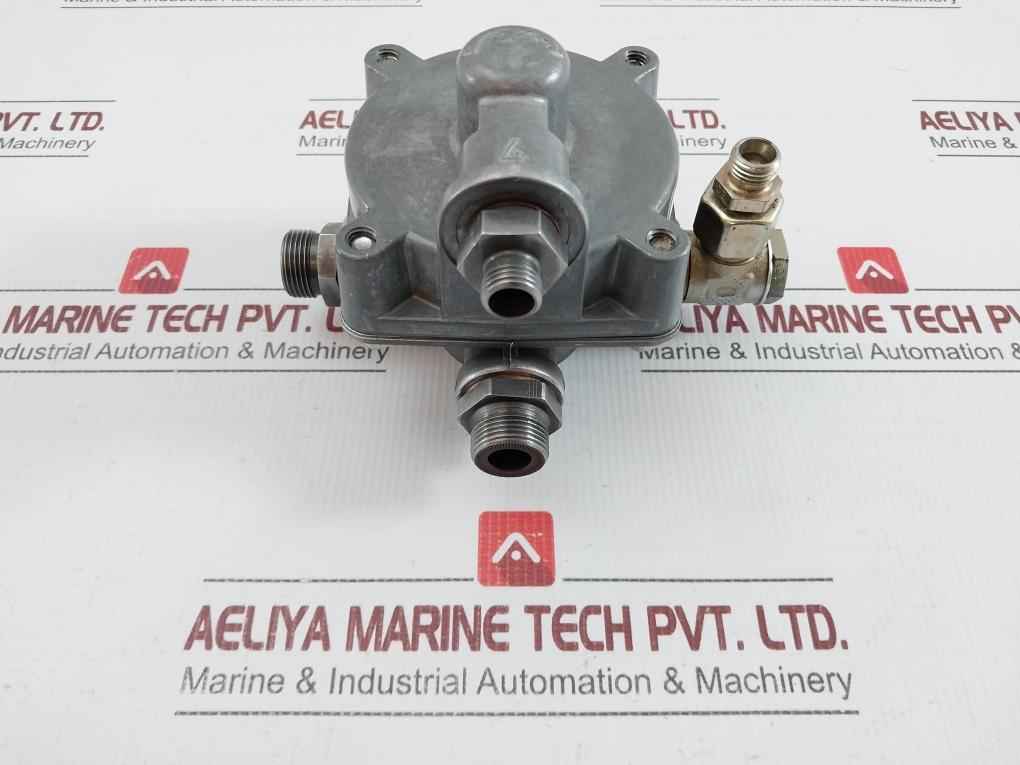 Relay Valve 973 001 020 7 Wabco