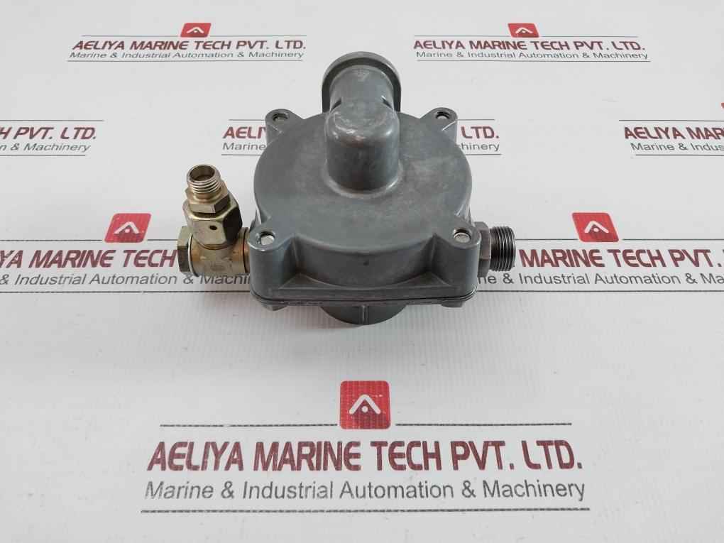 Relay Valve 973 001 020 7 Wabco