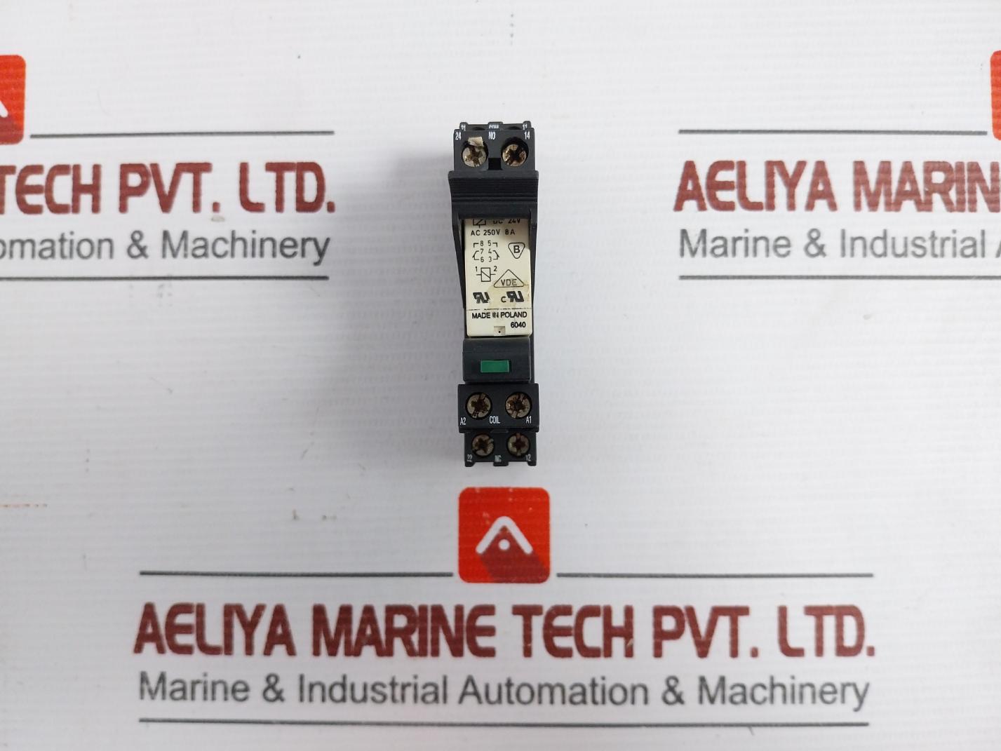Relay With Socket Rm84-2312-25-1024 Brand Relpol 8A 250Vac