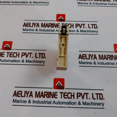 Rele E-52 Relay With Socket