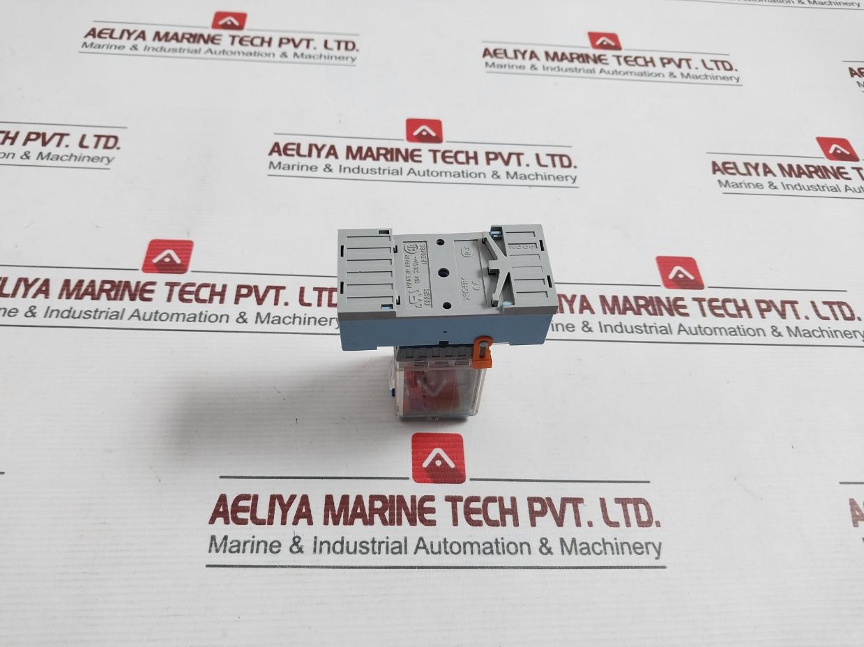Releco C3-a30D /…V Plug-in Power Relay