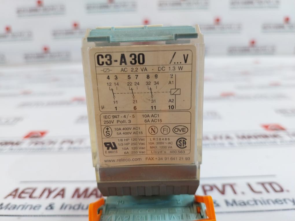 Releco Mr-c C3-a30 3 Poll Relay With Socket E92191 10A Ac230V~ 1,3W