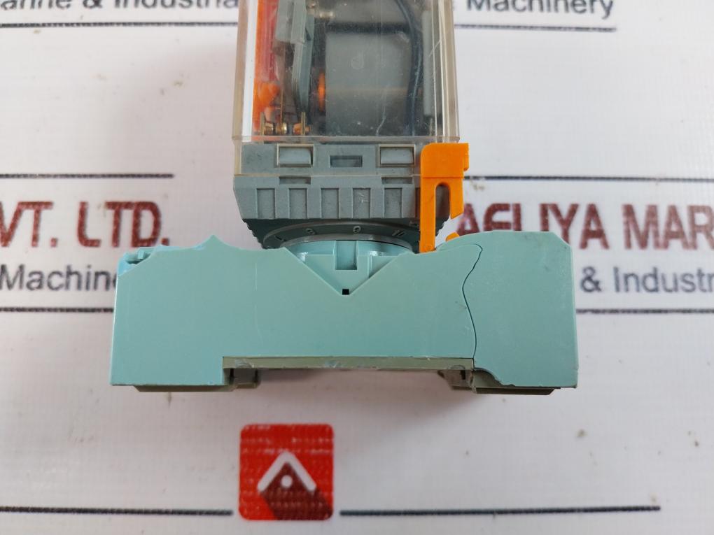 Releco Mr-c C3-a30 3 Poll Relay With Socket E92191 10A Ac230V~ 1,3W