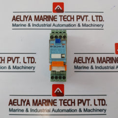 Releco Qr-c Relay With S9-m Base 5A