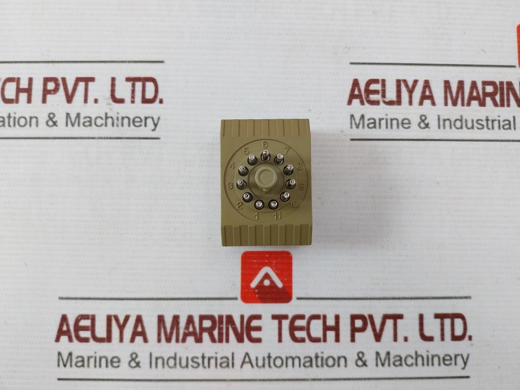 Releco Rs 345-993 Plug In Power Relay With Socket 10A/250V Ac Vde 0435/0110