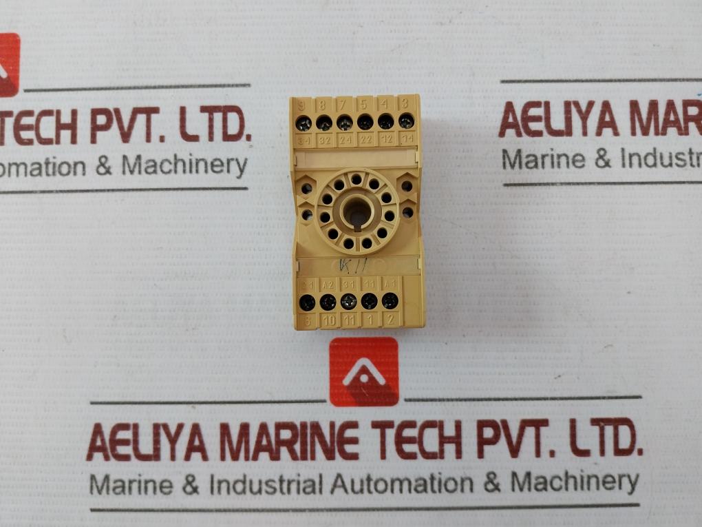 Releco Rs 345-993 Plug In Power Relay With Socket 10A/250V Ac Vde 0435/0110