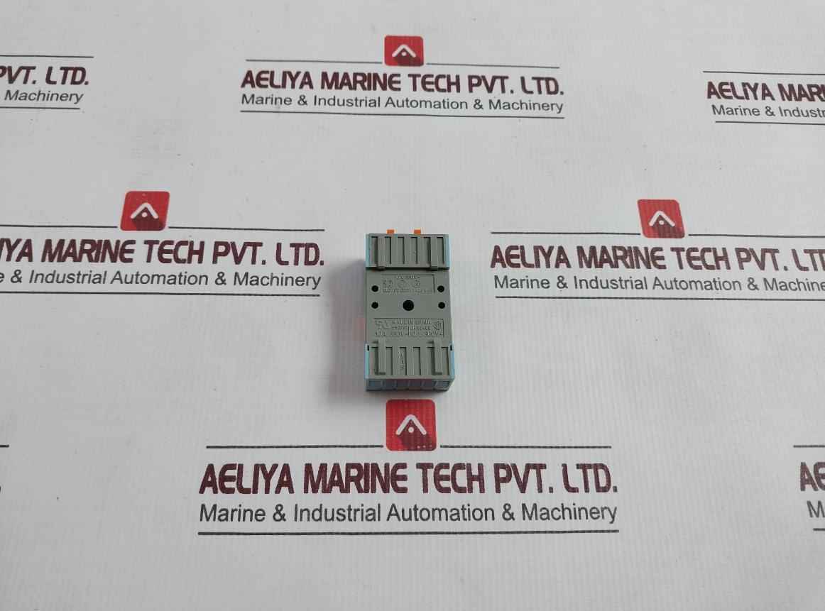 Releco S3-b Relay Socket 300V 10A