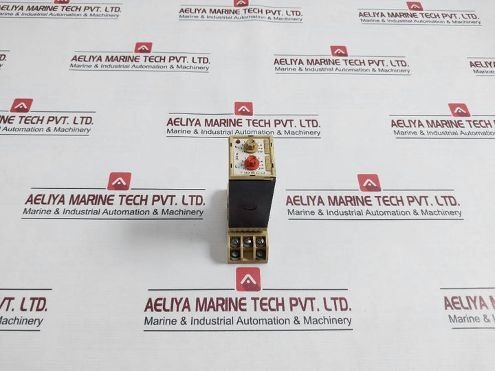 Releco Trz 40 Relay With Socket Base 24V Min: 0.6-6 10A 250V 1500Va