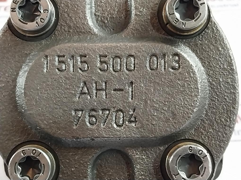 Rexroth 0 510 425 009 Hydraulic Gear Pump 1515 500 013 Ah-1 76704