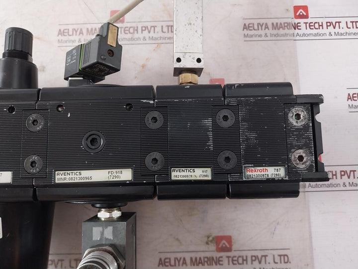 Rexroth 0821 100 103 Pneumatic Control Unit With Valve Regulator Switch 24Vdc