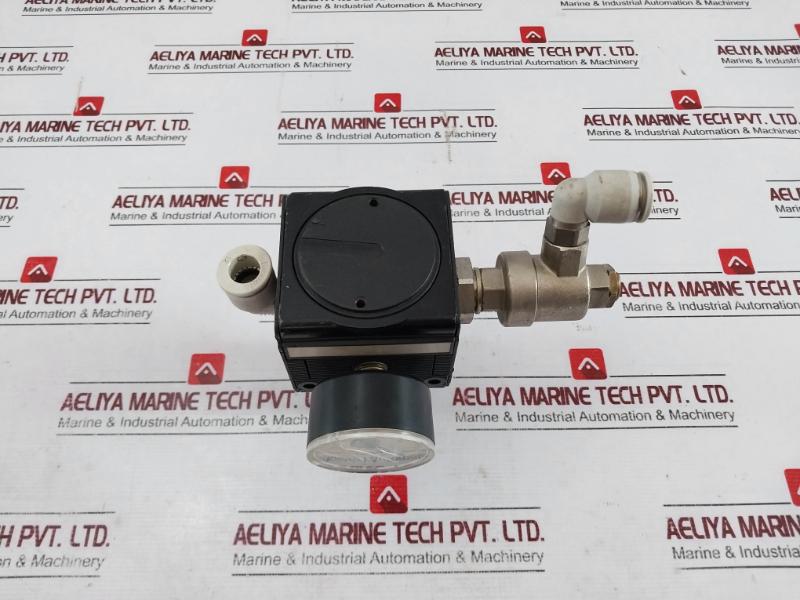 Rexroth 0821302501 Pressure Regulator 0-12 Bar 0-175 Psi