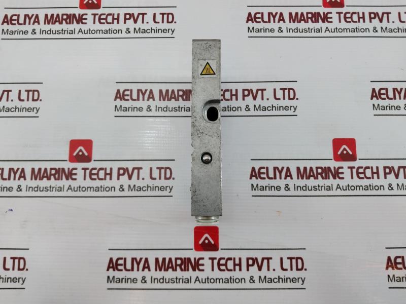 Rexroth 1 825 504 331 Valve Manifold F 1.2 17865