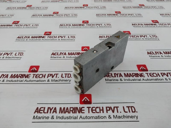 Rexroth 1 825 504 331 Valve Manifold F 1.2 17865