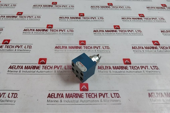 Rexroth 3526010220 Pressure Flow Control Valve With Switch 04W09 7291 441 014001