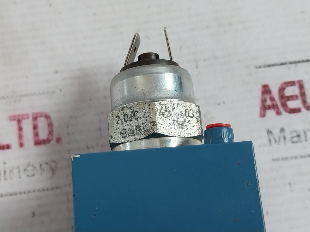 Rexroth 3526010220 Pressure Flow Control Valve With Switch 04W09 7291 441 014001