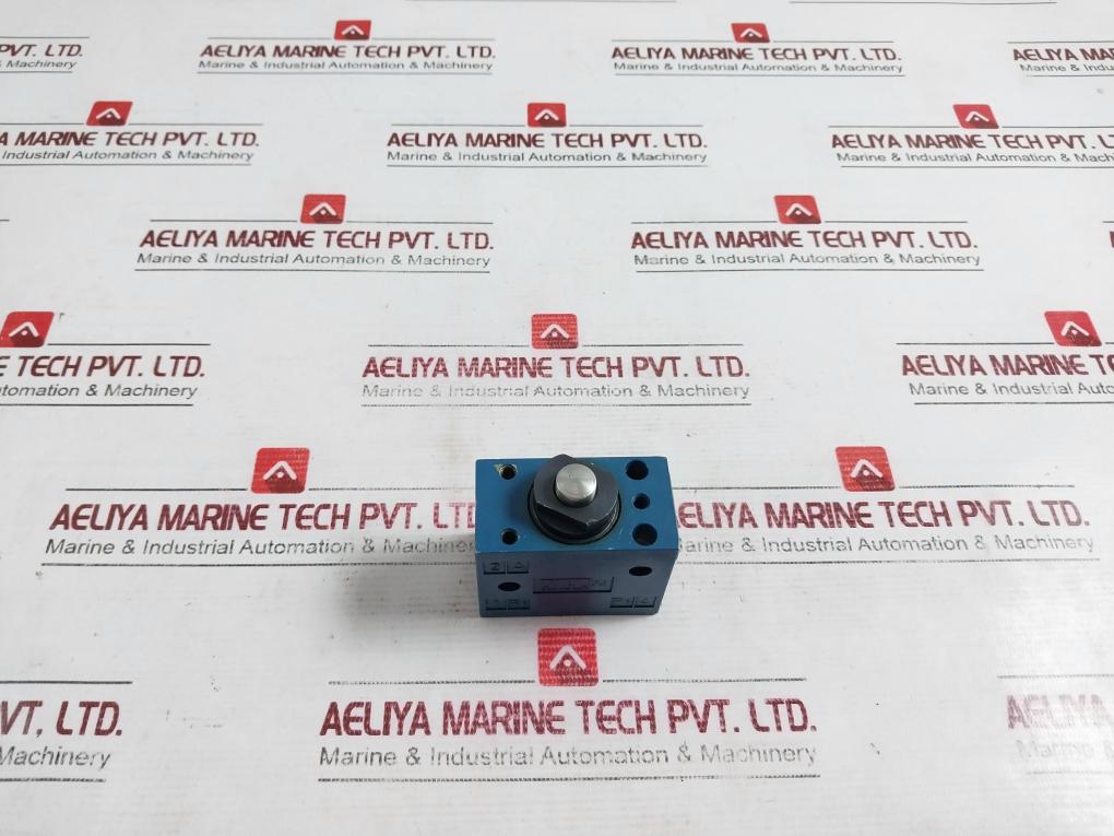 Rexroth 3630030000 3/2 Way Valve 002 2796