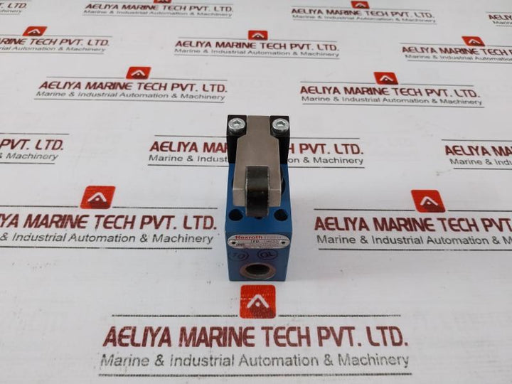 Rexroth 3630070000 Roller Lever Pneumatic Directional Valve 14W33 2A