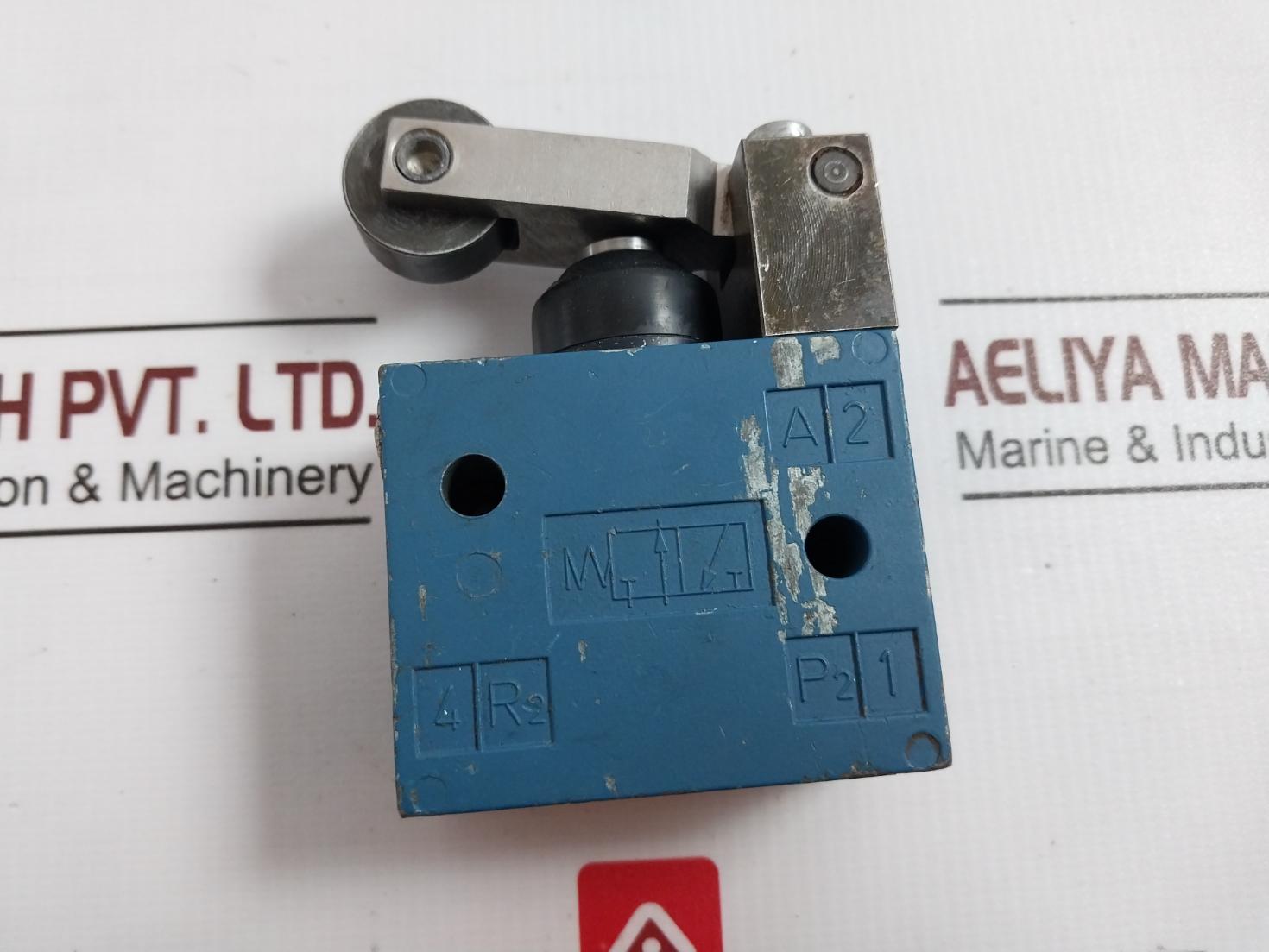 Rexroth 3630070010 Pneumatic Directional Valve 07W41