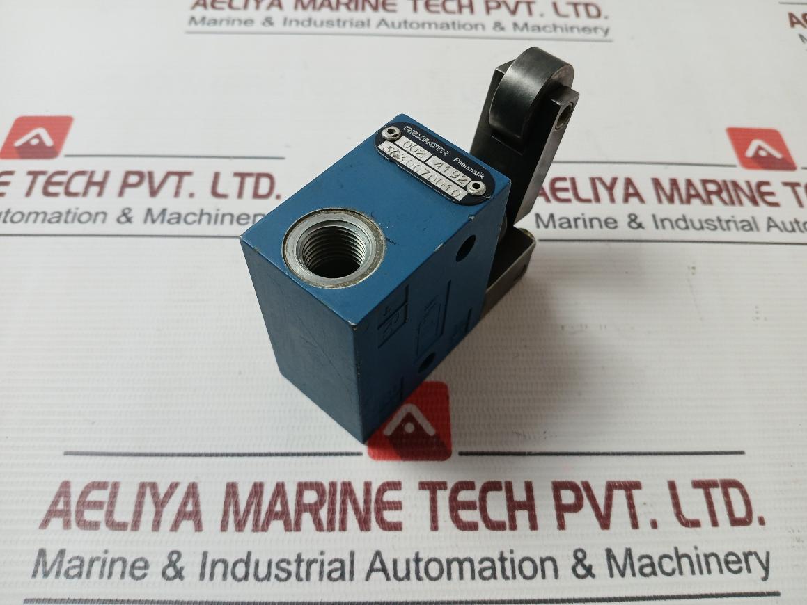 Rexroth 3630070010 Pneumatic Directional Valve With Roller
