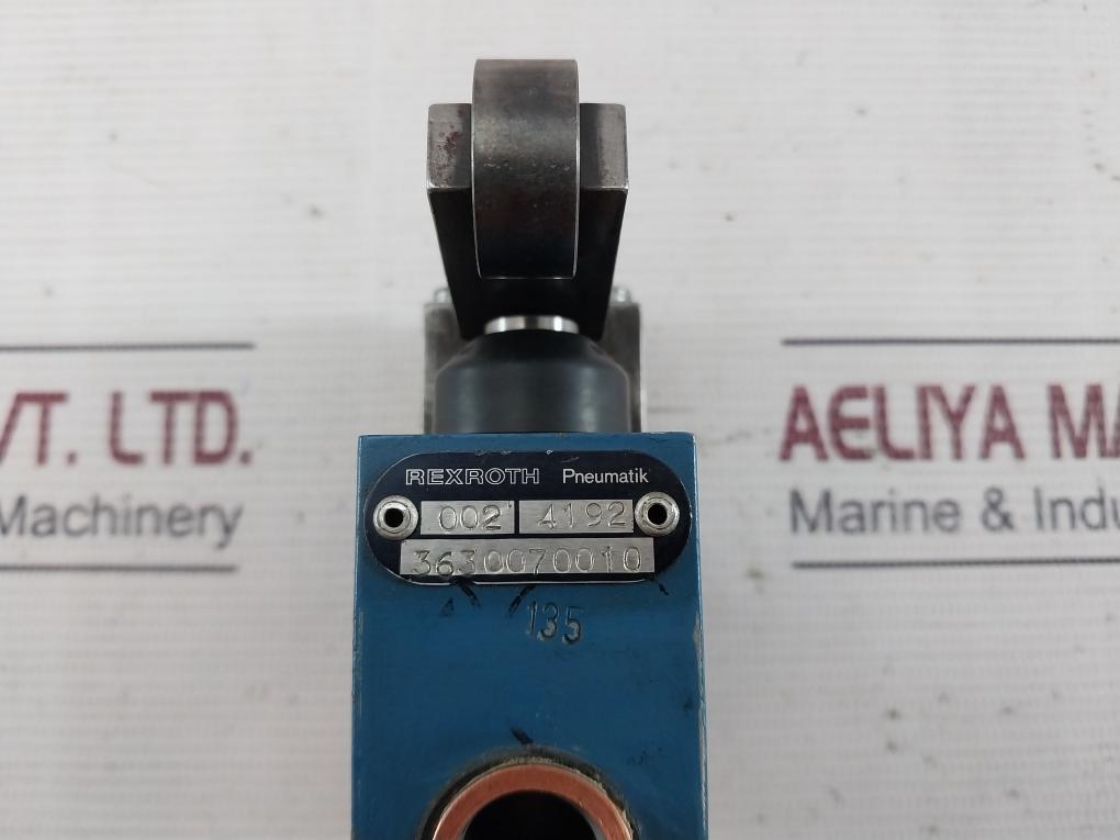 Rexroth 3630070010 Pneumatic Directional Valve With Roller