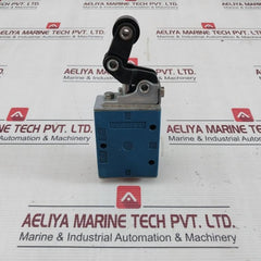 Rexroth 3630070010 Pneumatic Directional Valve With Roller V5-8822