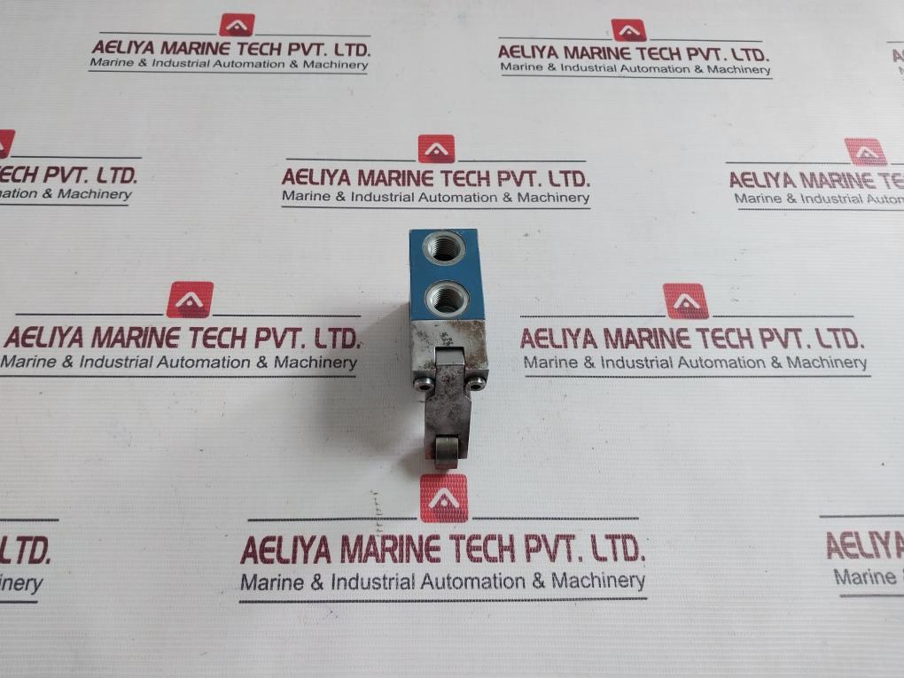 Rexroth Pneumatic Directional Valve With Roller
