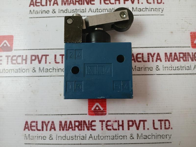 Rexroth 3630070010 Pneumatic Directional Valve With Roller 07W09 7291