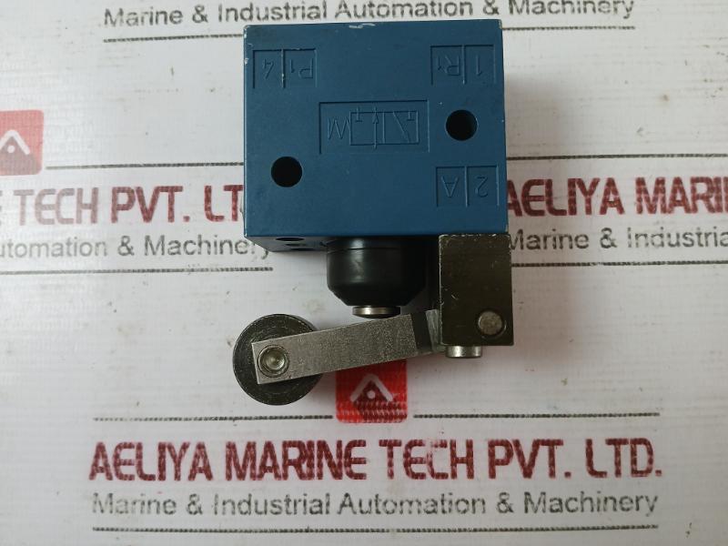 Rexroth 3630070010 Pneumatic Directional Valve With Roller 07W09 7291